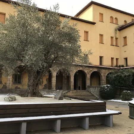 Hostel Pirenarium Sabiñánigo