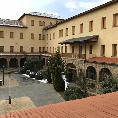 Pirenarium Hostel