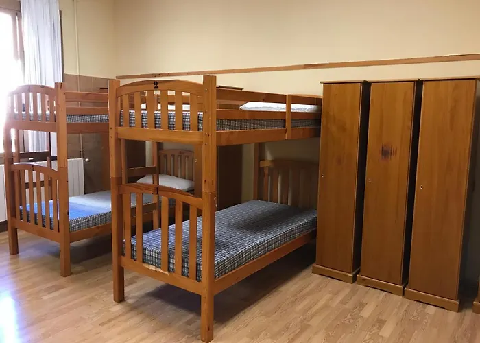 Vandrarhem Pirenarium *